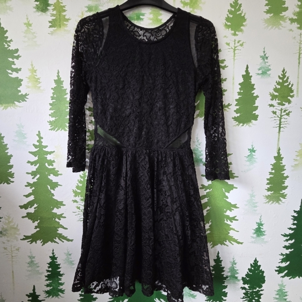 Black Abercrombie & Fitch Lace Dress